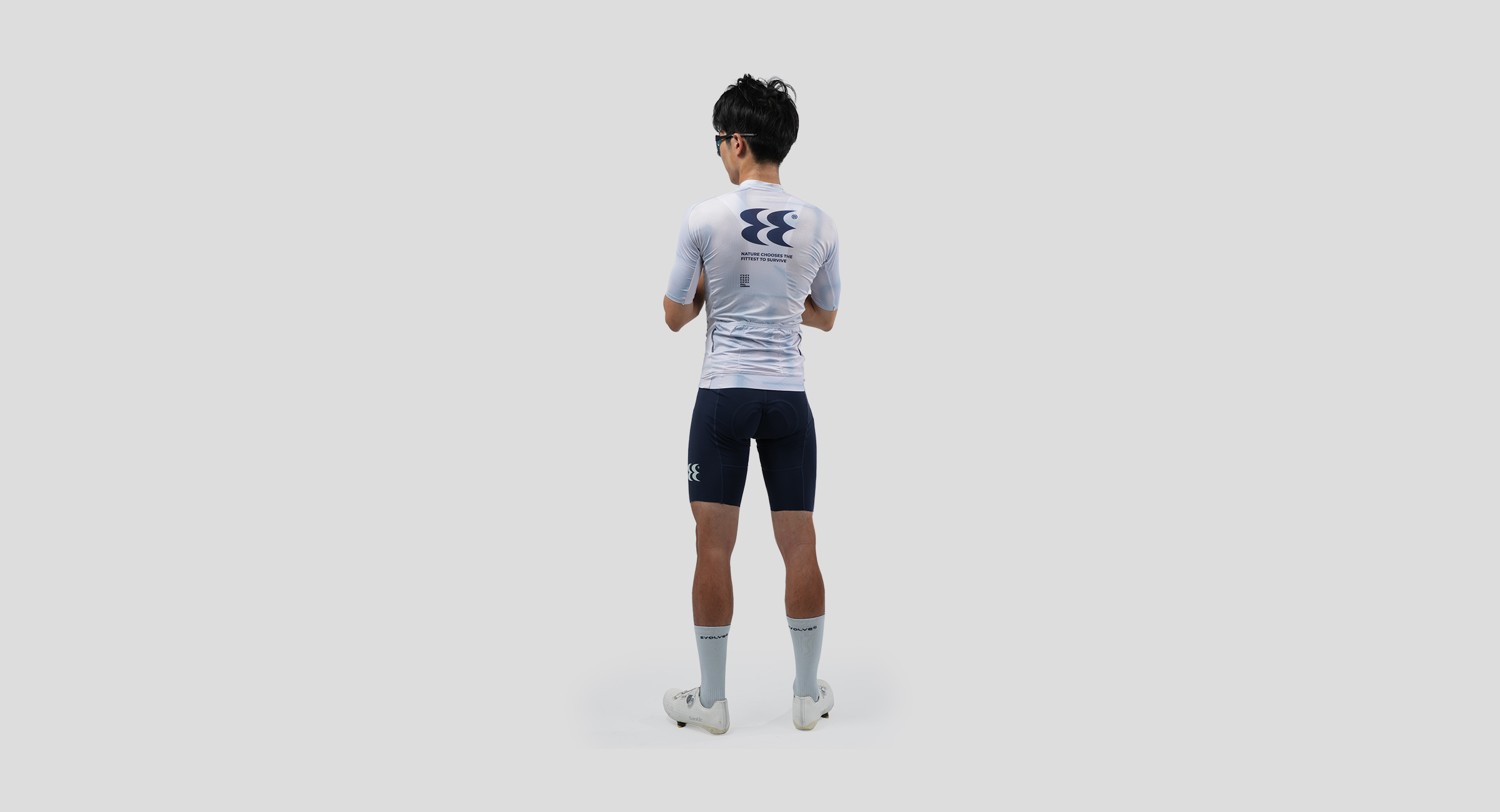 evolve-X-Cycling-Kit-3.jpg