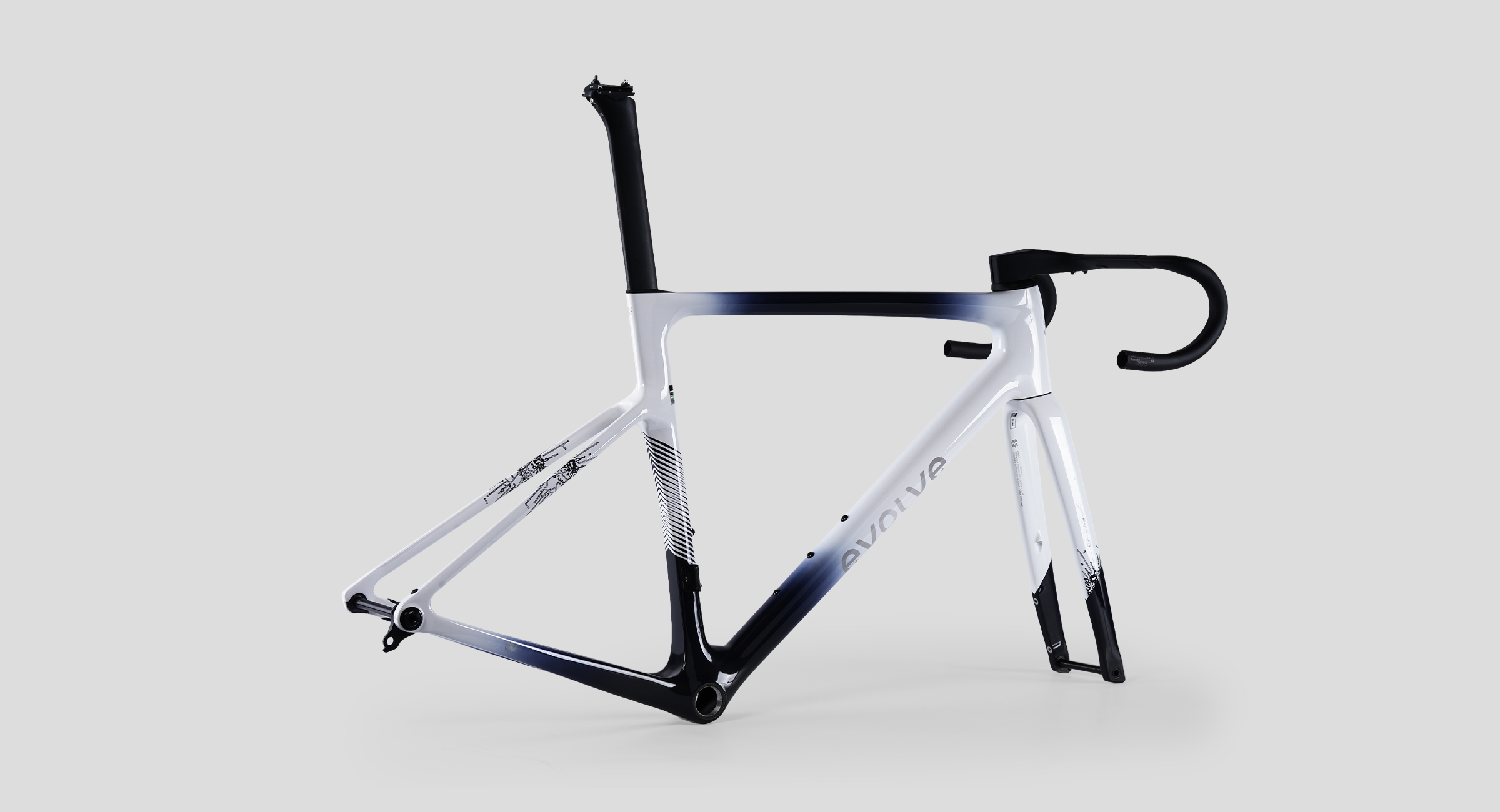 evolve_CIMA Speed – Navy White-06